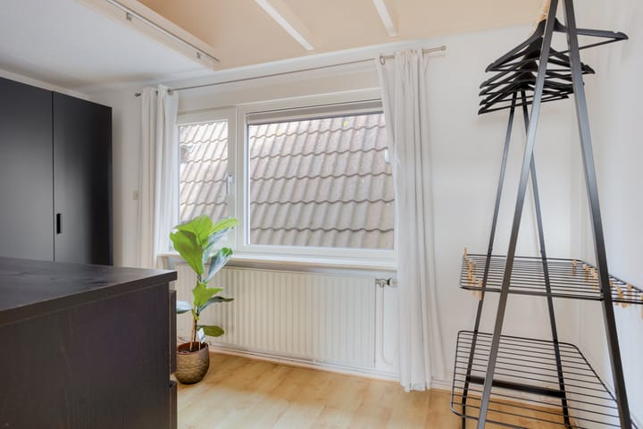 Foto 43 van Sarastraat 22