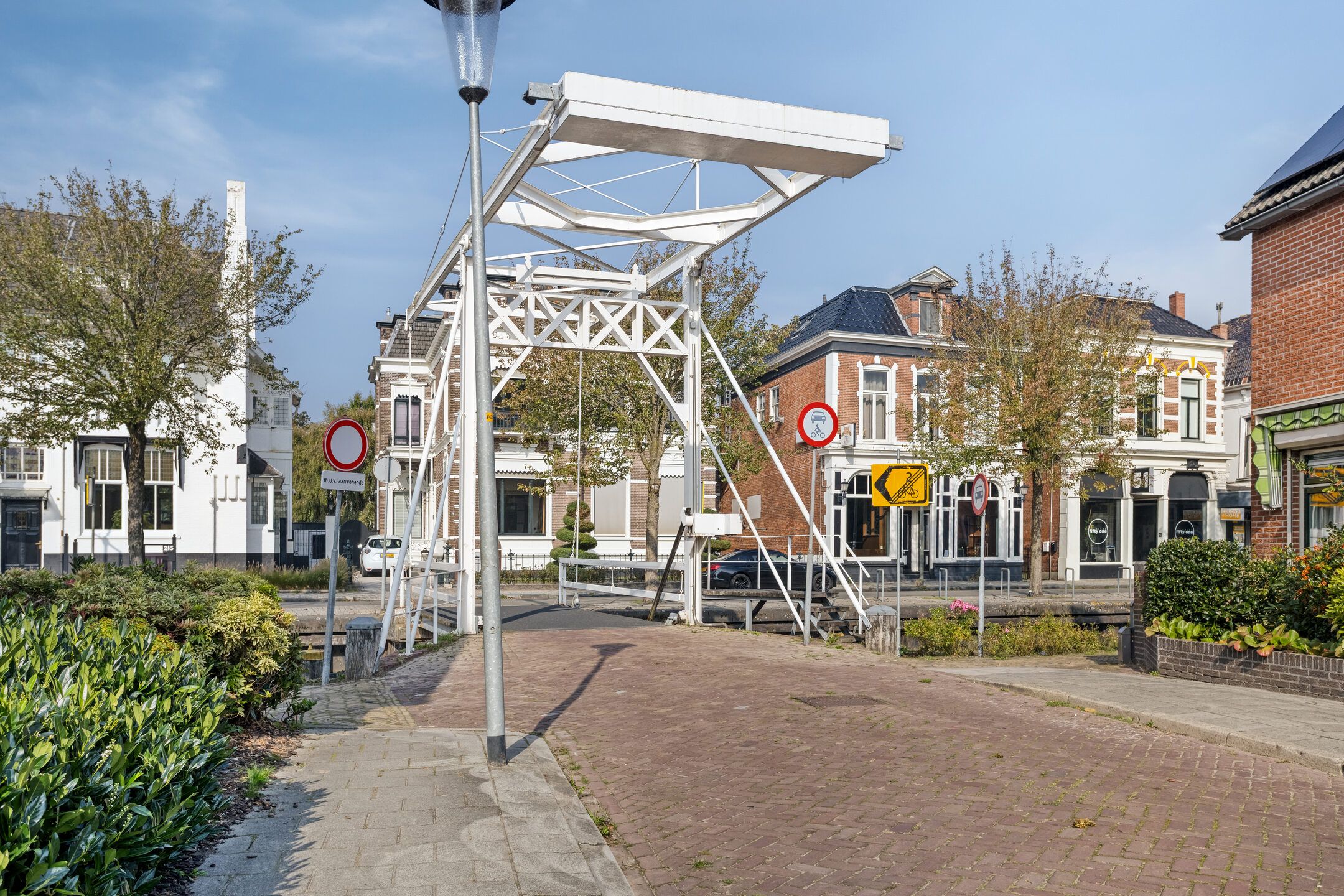 Foto 60 van Sarastraat 22