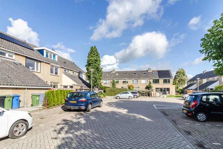 Foto 38 van Merelplein 19