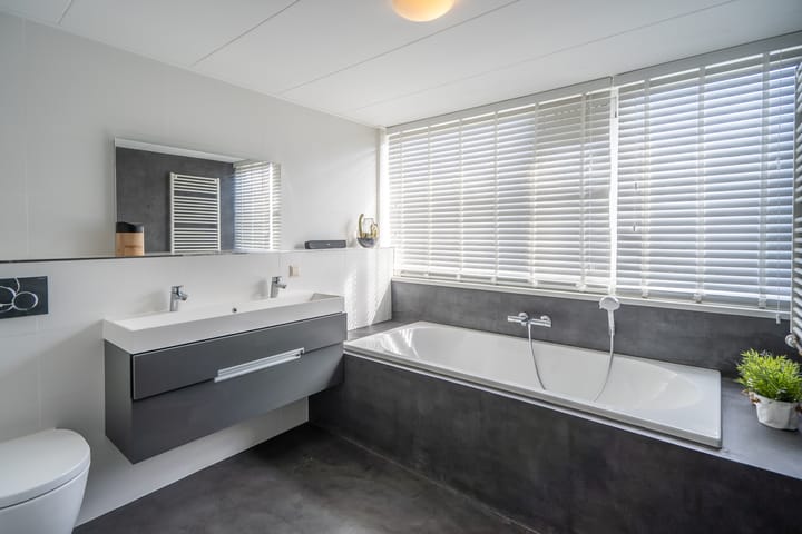 Photo 30 of Kastanjelaan 11