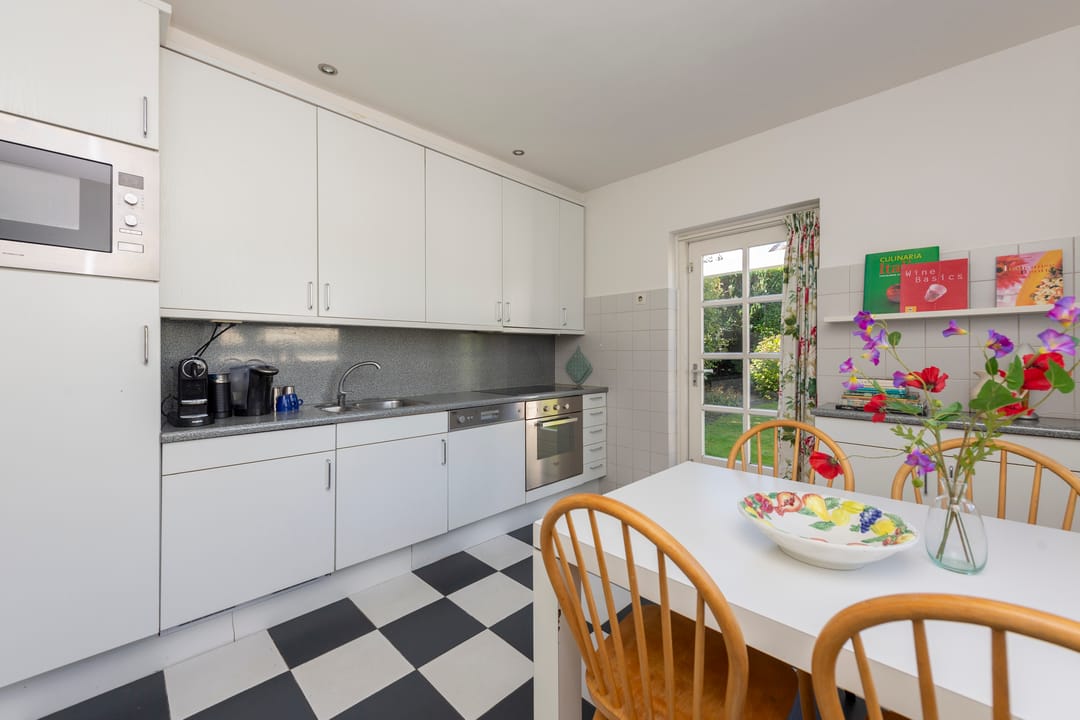 Photo 13 of Schout Beyhartsstraat 6