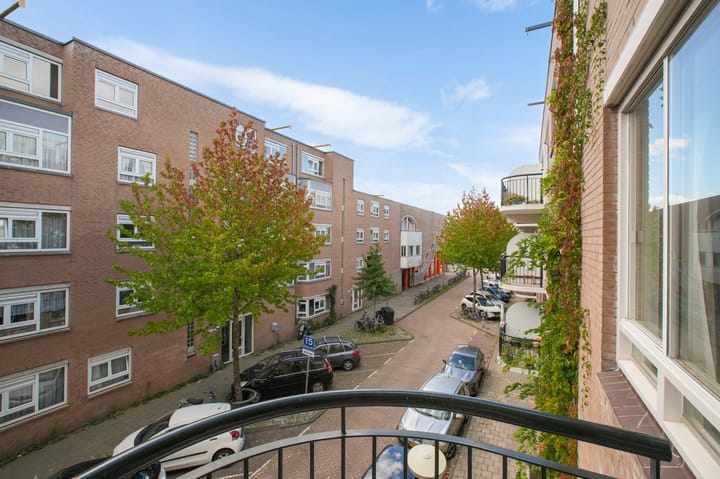 Foto 22 van Riouwstraat 79-B