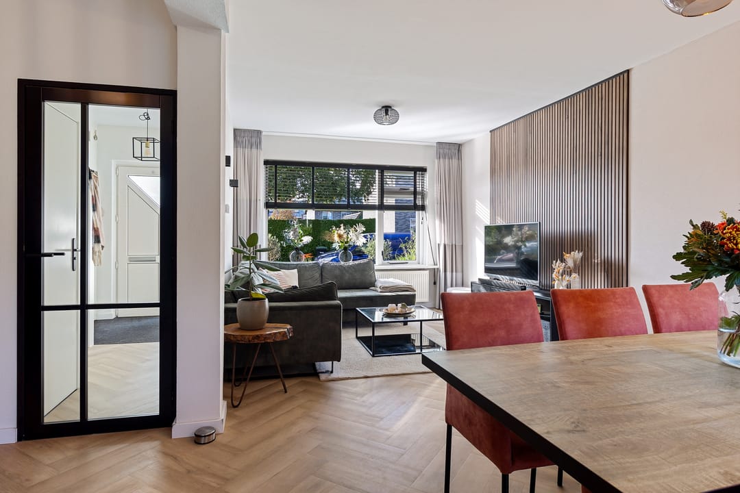 Foto 2 van Dahliastraat 8