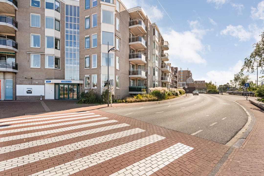 Foto 7 van Stationsplein 31