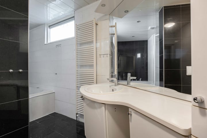 Foto 19 van Zwarteweg 53