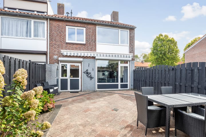 Photo 23 of Marterring 23