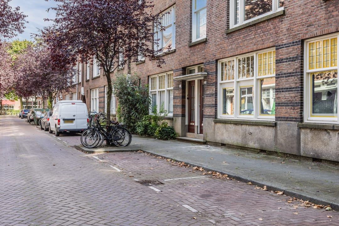 Photo 28 of Van Nideckstraat 34