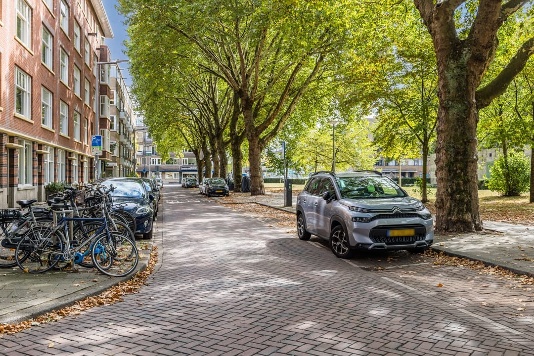 Photo 32 of Van Nideckstraat 34