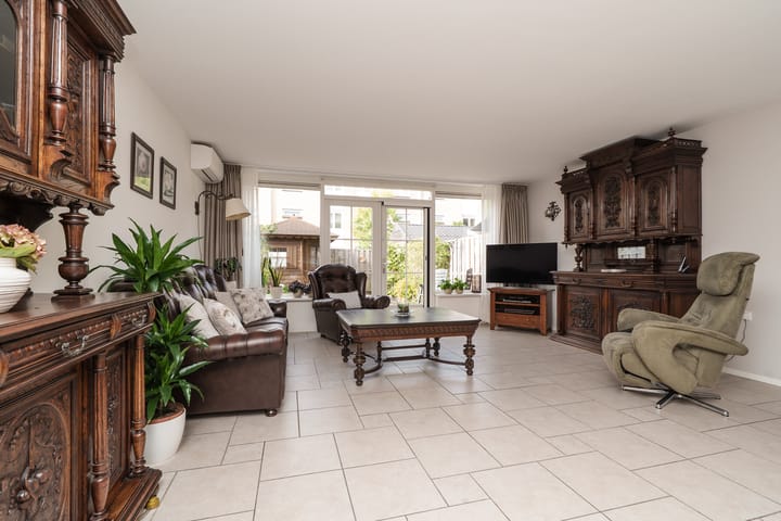 Foto 2 van Tielerwaard 63