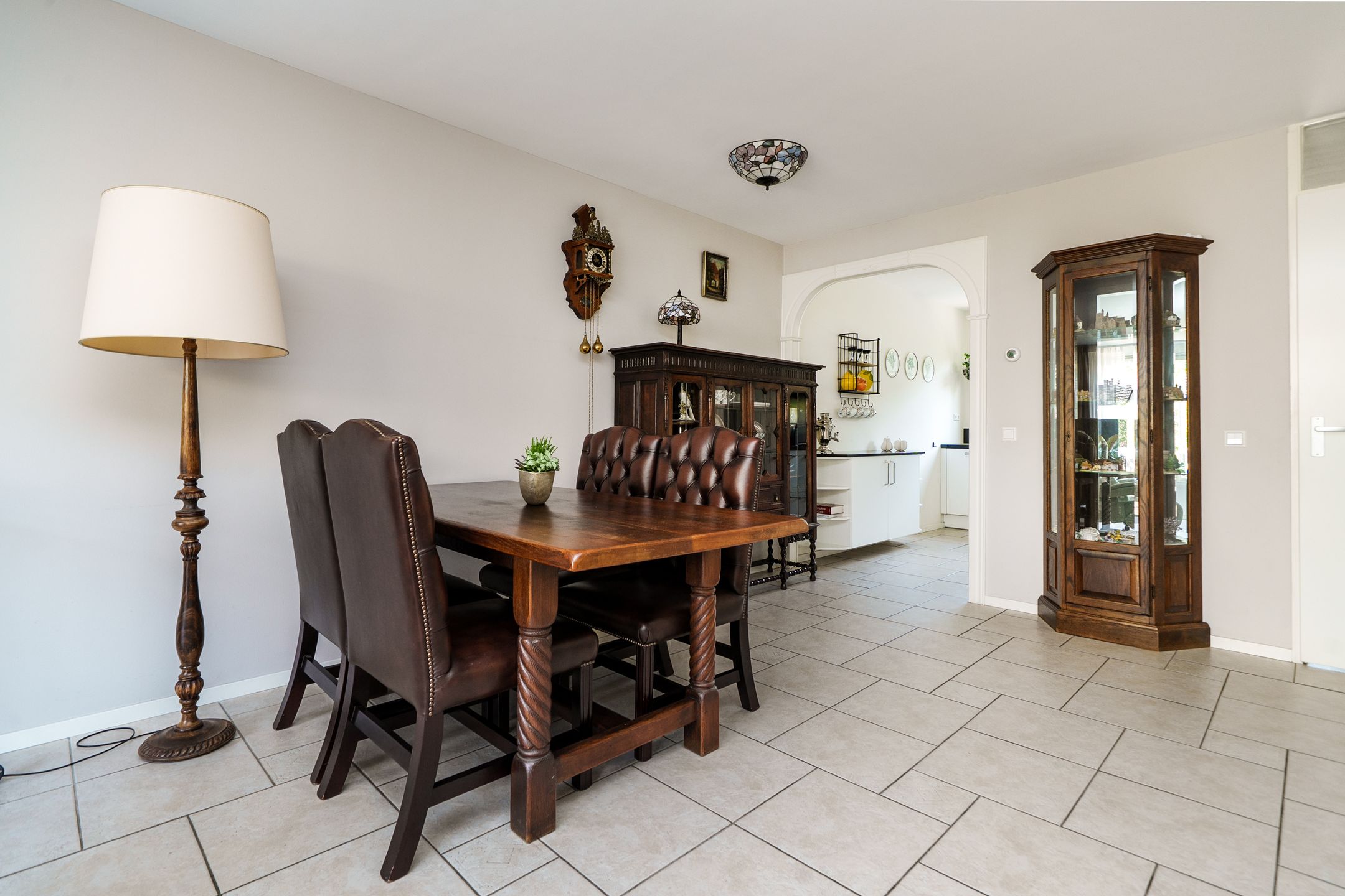 Foto 9 van Tielerwaard 63