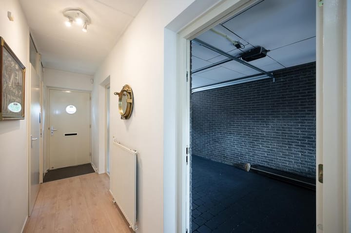 Foto 9 van Antillenweg 1