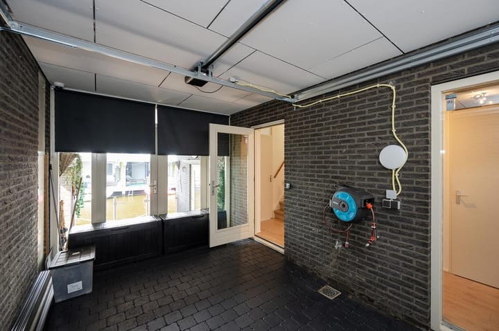 Foto 11 van Antillenweg 1