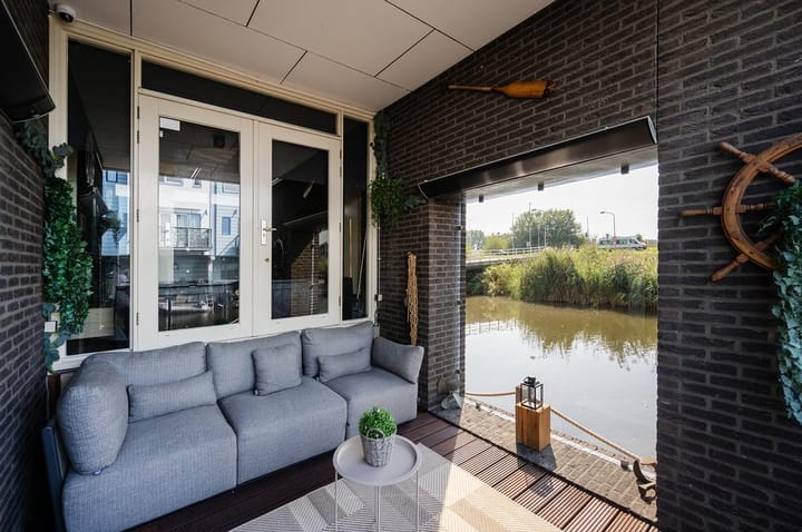 Foto 16 van Antillenweg 1