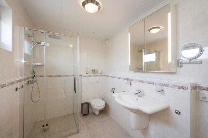 Foto 43 van Antillenweg 1