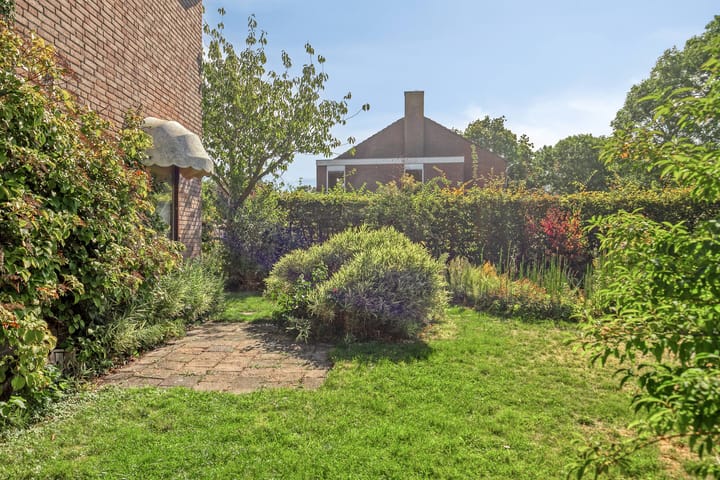 Photo 3 of Tulpstraat 1