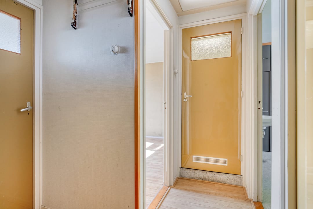 Photo 16 of Tulpstraat 1