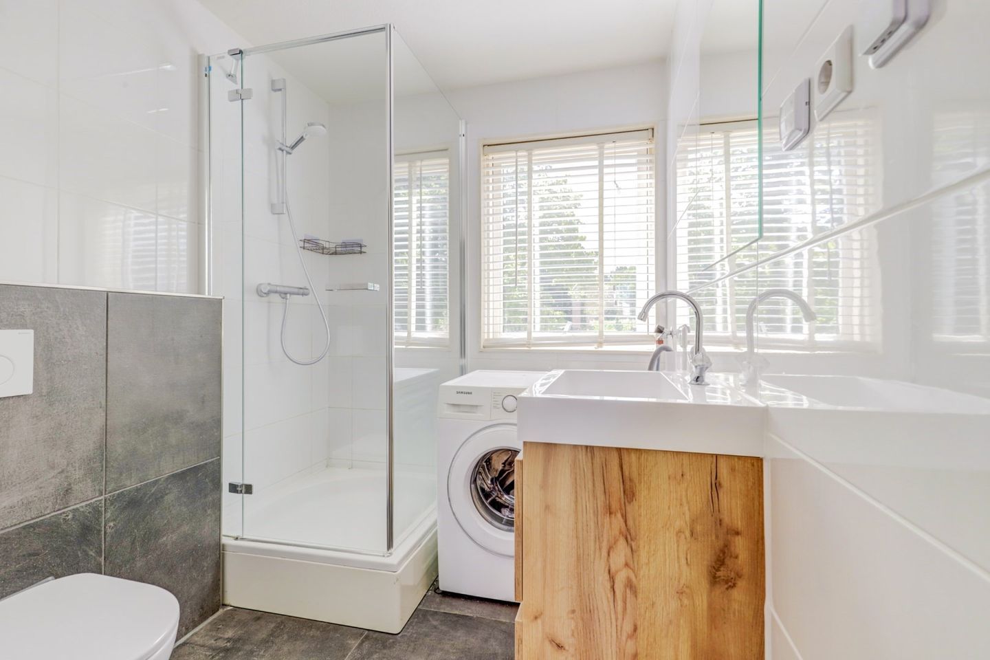 Foto 20 van van Beijerenstraat 67