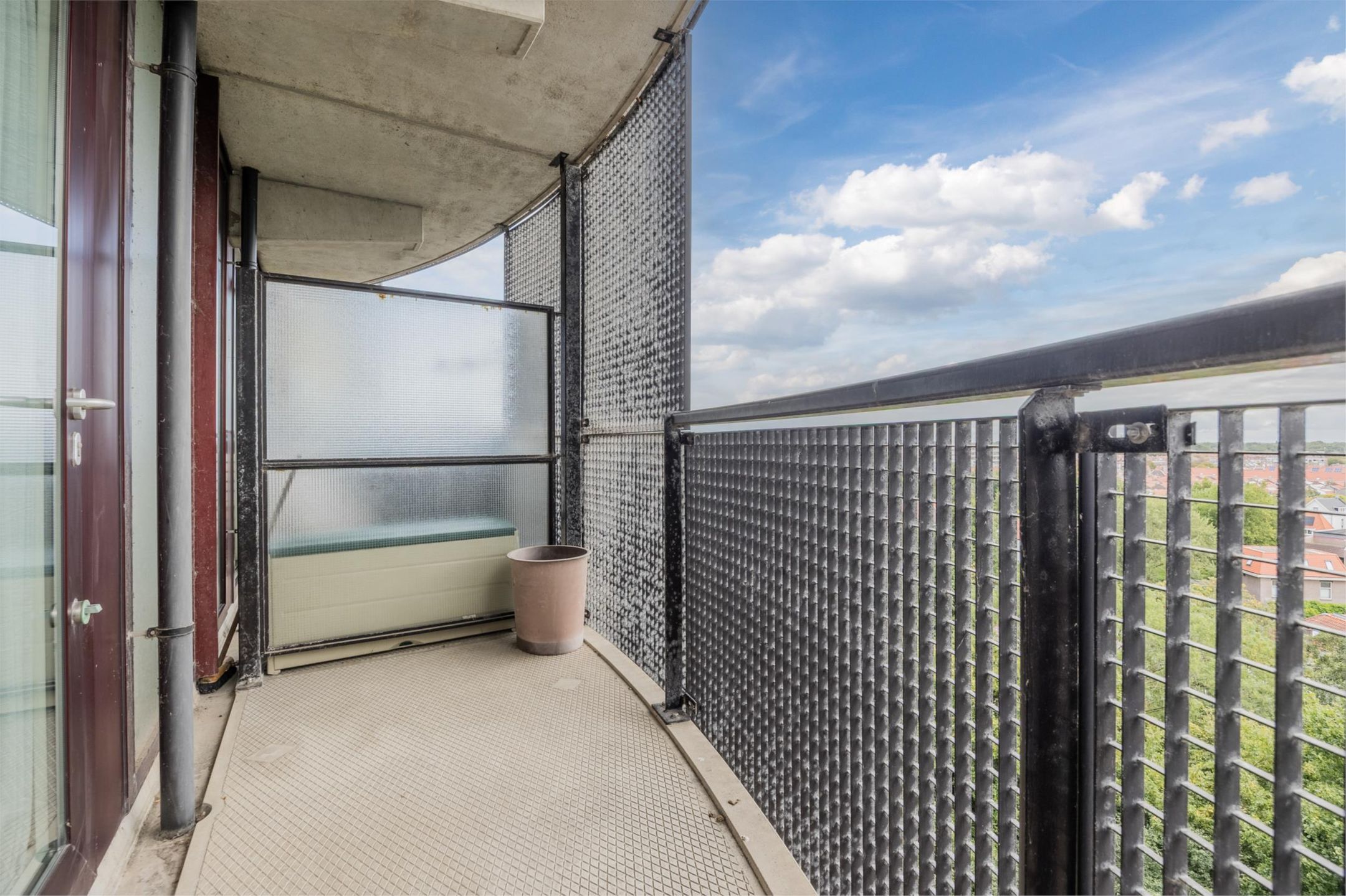Photo 42 of Boulevard Bankert 498