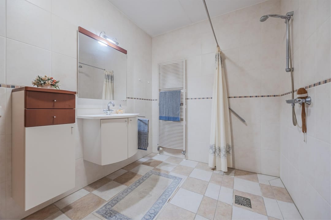 Photo 47 of Boulevard Bankert 498