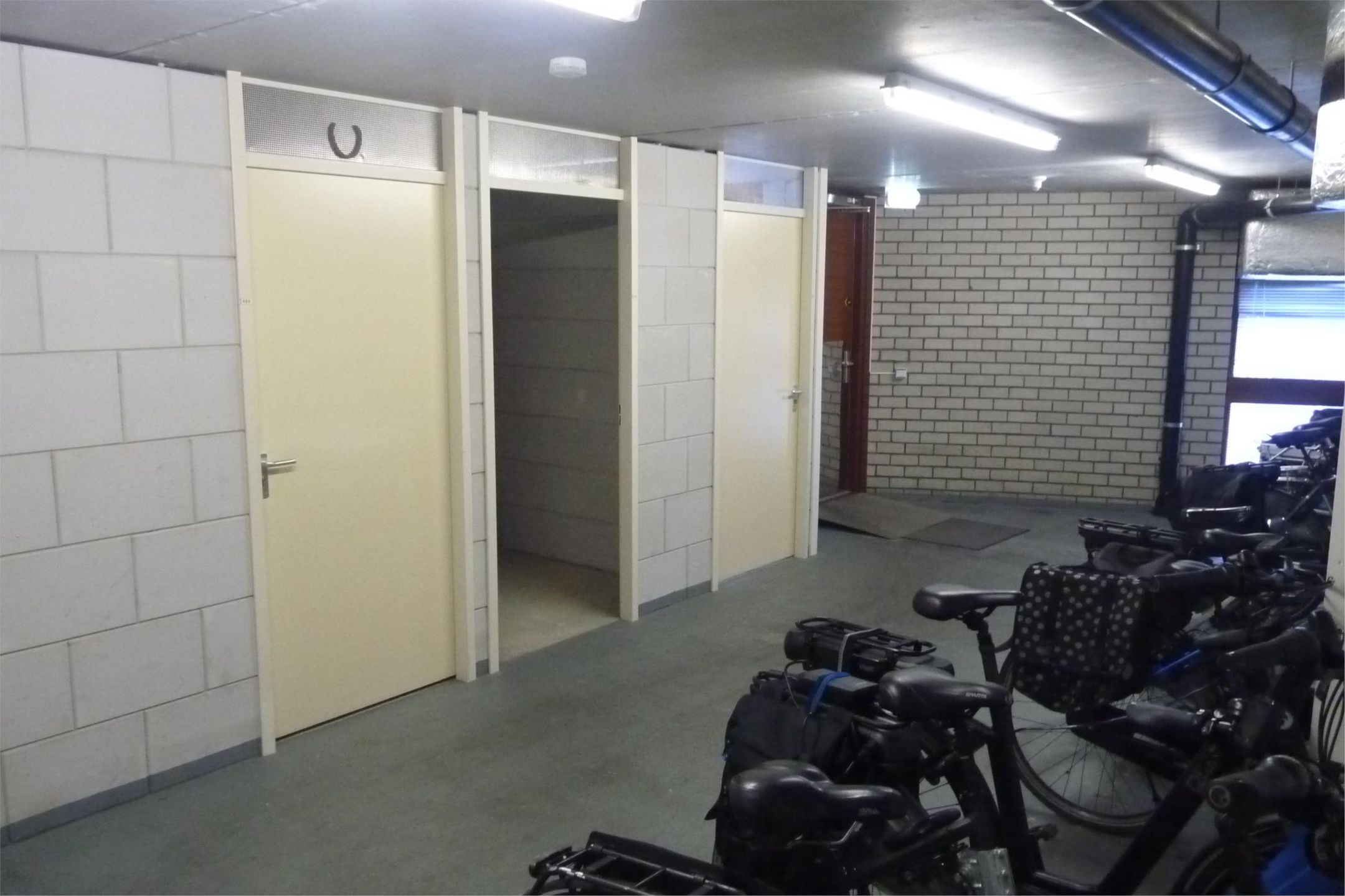 Photo 57 of Boulevard Bankert 498