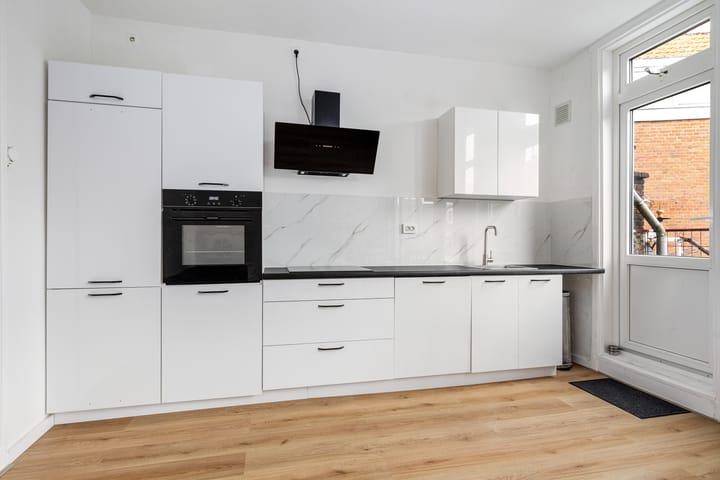 Photo 13 of Nicolaas Beetsstraat 31-A