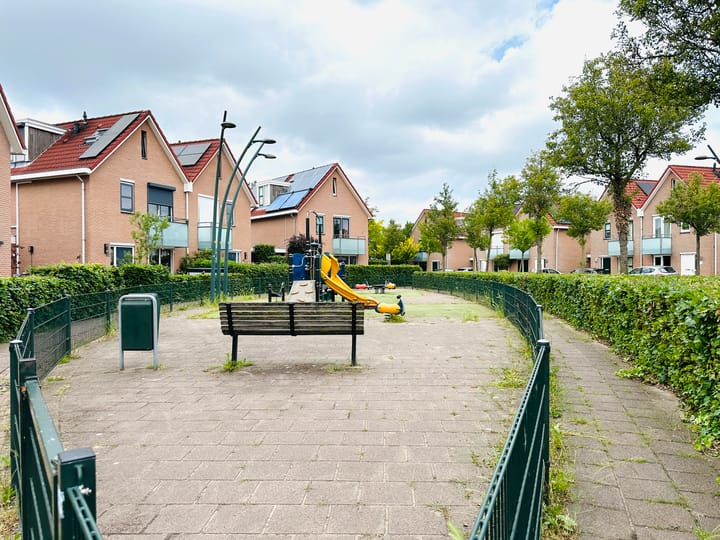 Photo 32 of Baron Van Spittaellaan 33