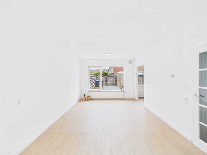 Photo 4 of Lorentzlaan 84