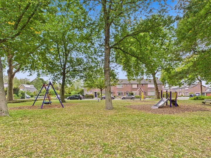 Photo 28 of Lorentzlaan 84