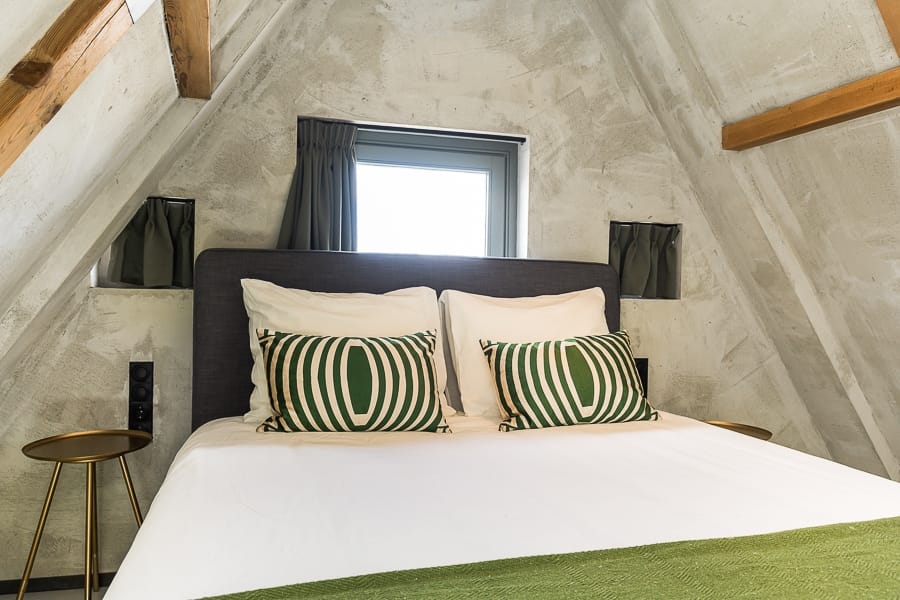 Foto 33 van Warmoesstraat 50-S