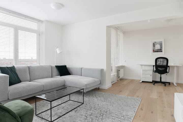 Photo 4 of Louise Henriëttestraat 27