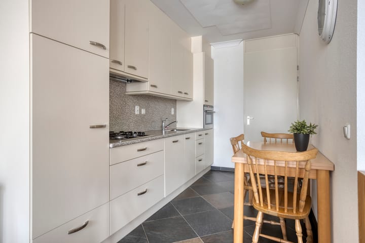 Foto 16 van Molenstraat 10