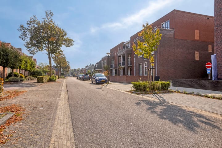 Foto 34 van Molenstraat 10