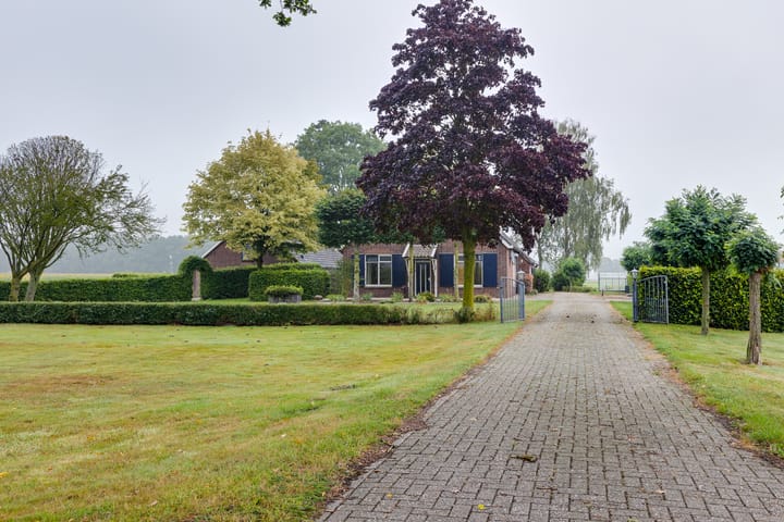 Photo 2 of Avesterweg 15