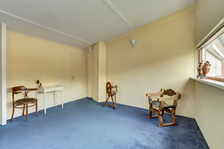 Photo 26 of Diana 23