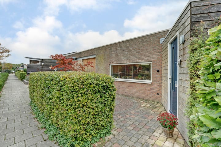 Photo 30 of Diana 23