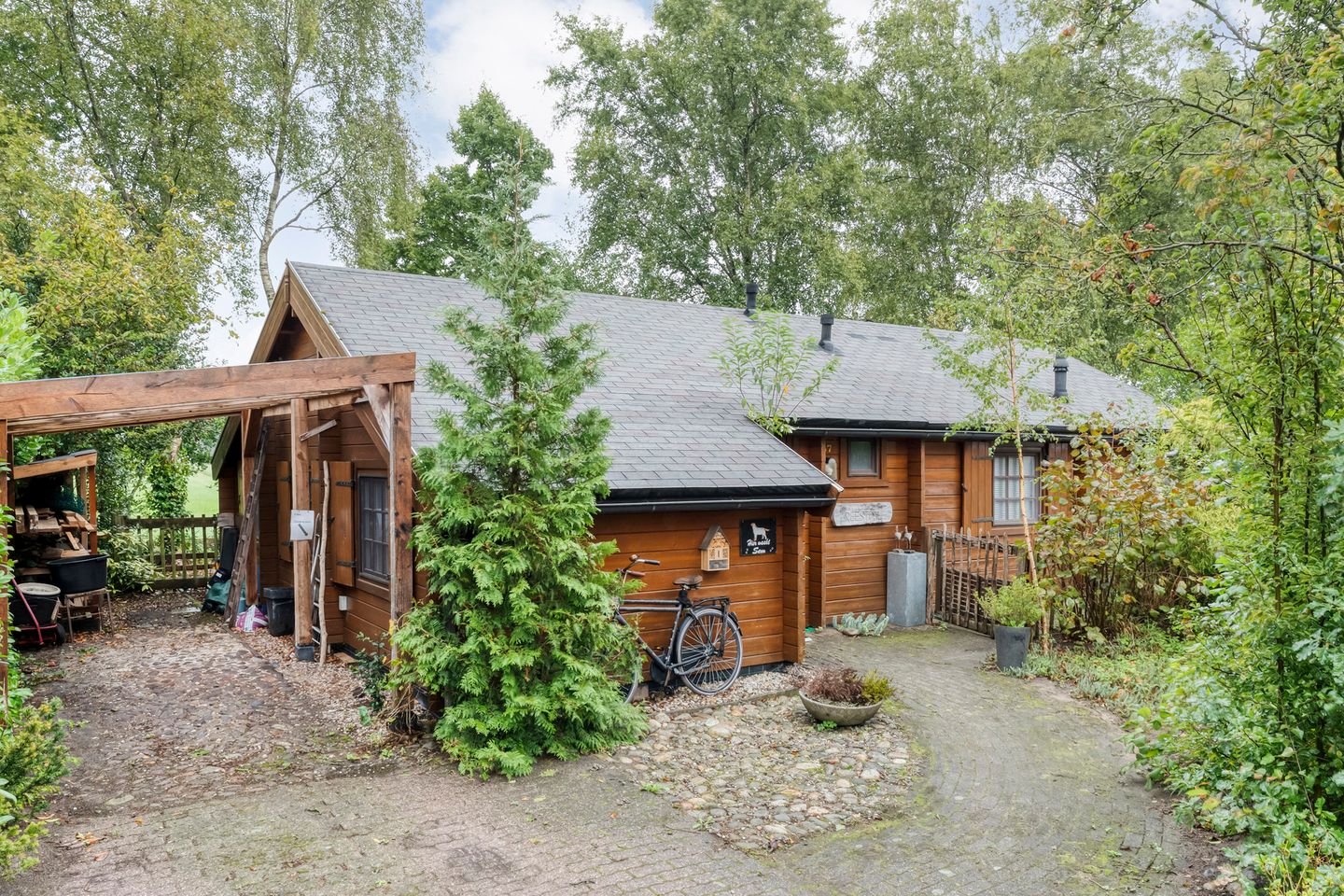 Foto 1 van Veldhuisweg 1-67