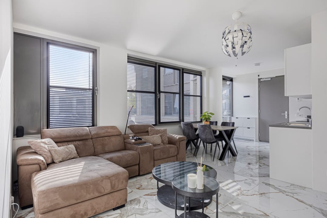 Foto 1 van Burgemeester Elsenlaan 323-F004