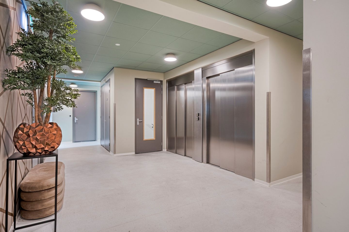 Foto 5 van Burgemeester Elsenlaan 323-F004