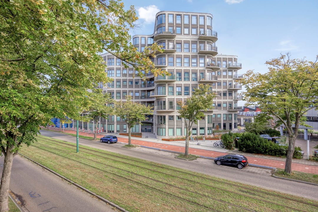 Foto 22 van Burgemeester Elsenlaan 323-F004