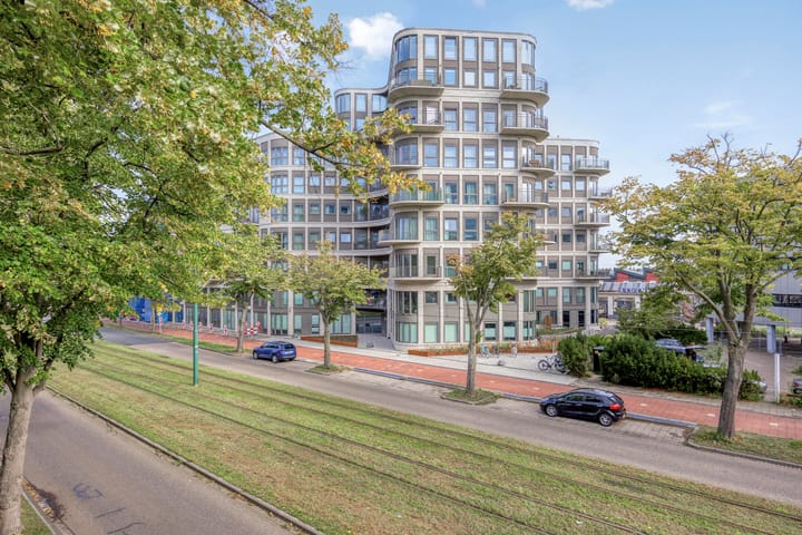 Foto 22 van Burgemeester Elsenlaan 323-F004