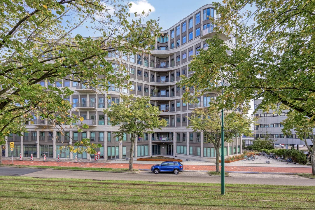 Foto 23 van Burgemeester Elsenlaan 323-F004