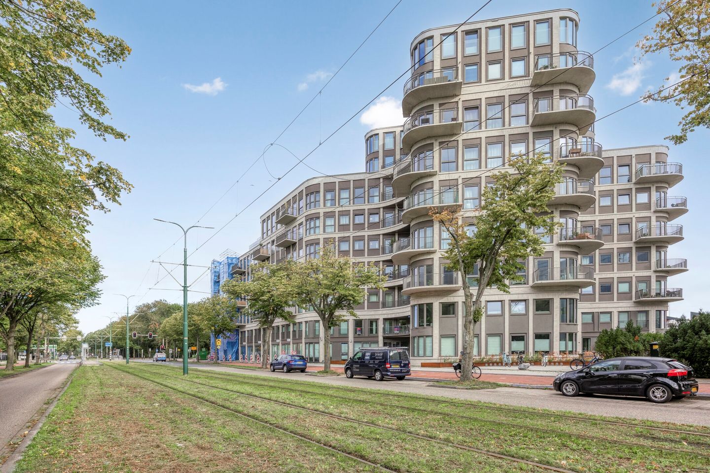 Foto 25 van Burgemeester Elsenlaan 323-F004