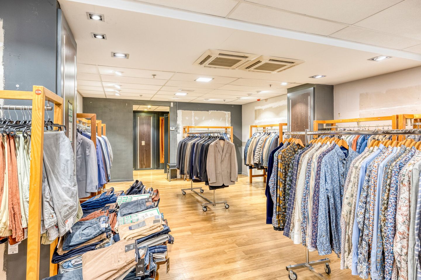 Bekijk foto 5 van Stadhuispassage 3