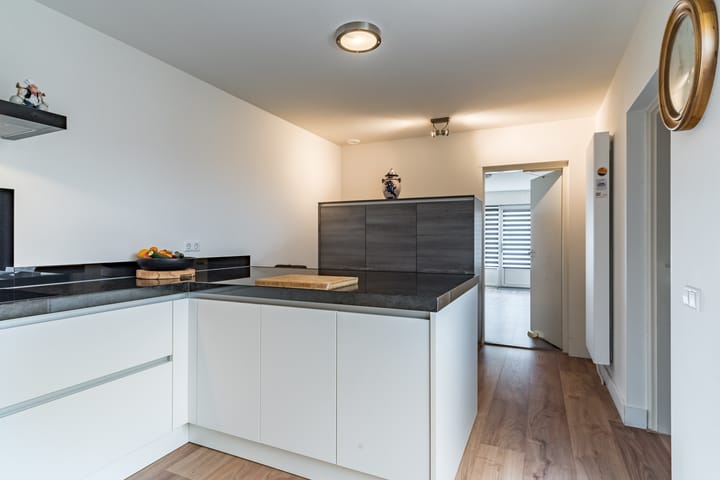 Foto 13 van Herwijnenstraat 15