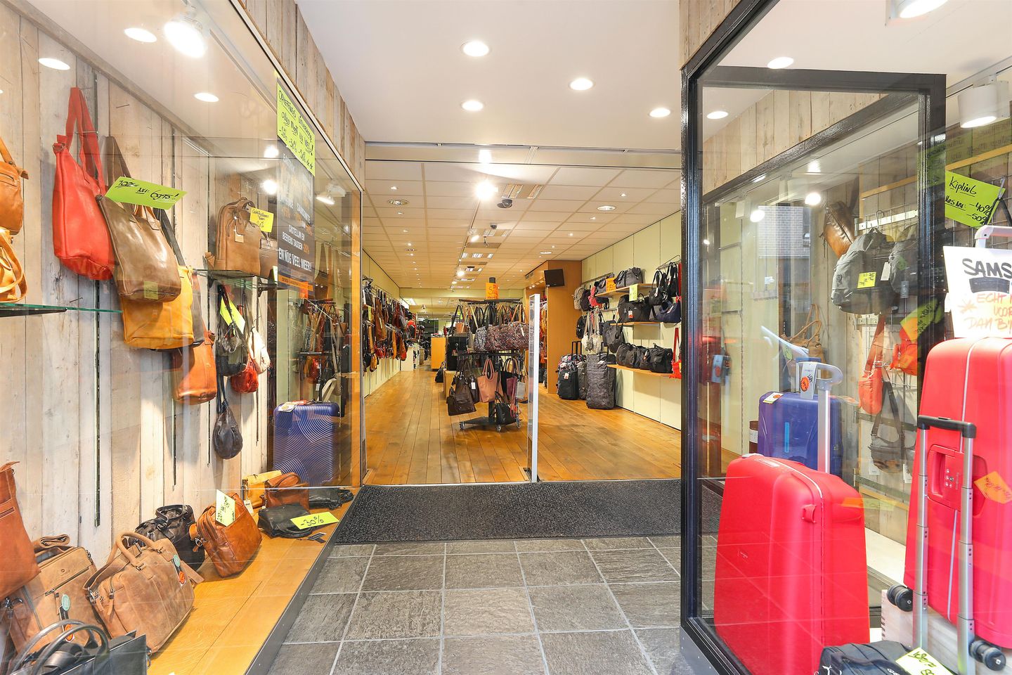 View photo 4 of Langestraat 107