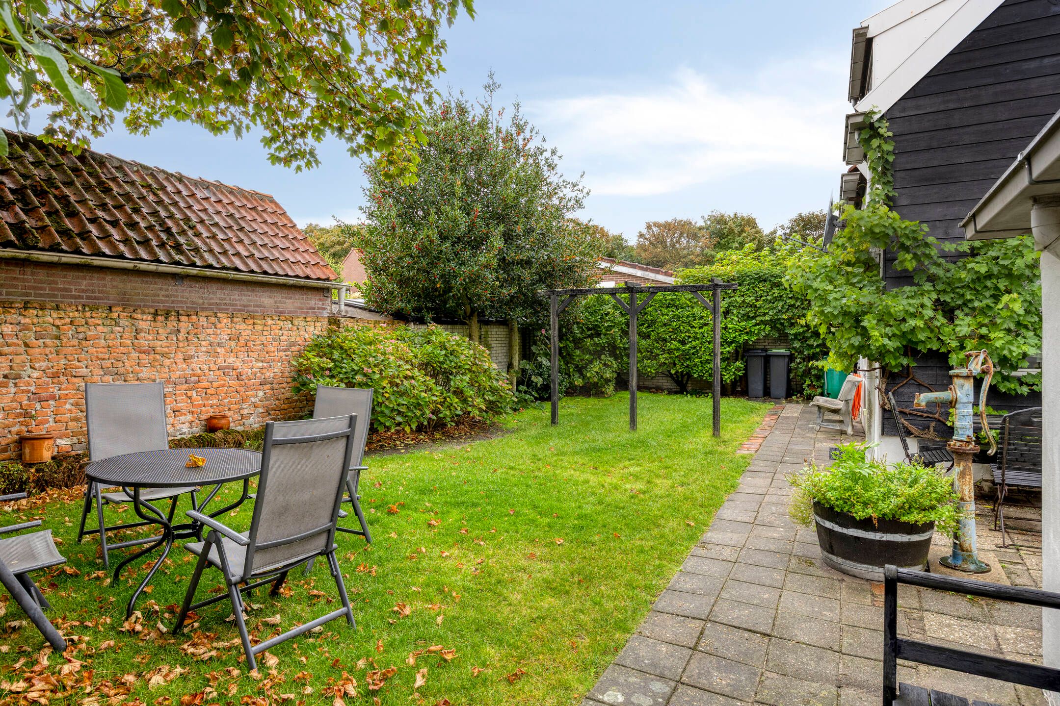 Photo 6 of Badhuisweg 24