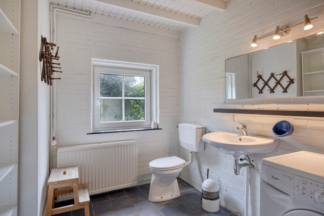 Photo 16 of Badhuisweg 24