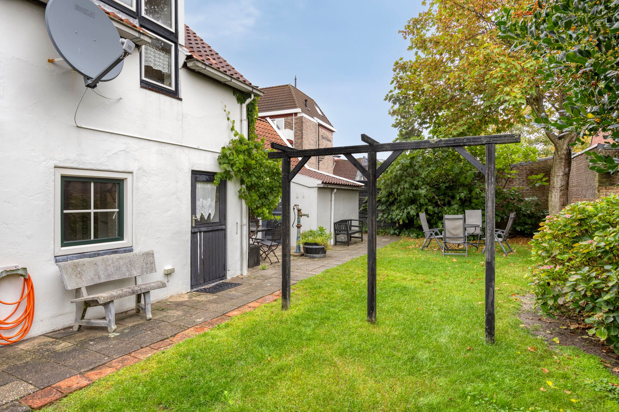 Photo 30 of Badhuisweg 24