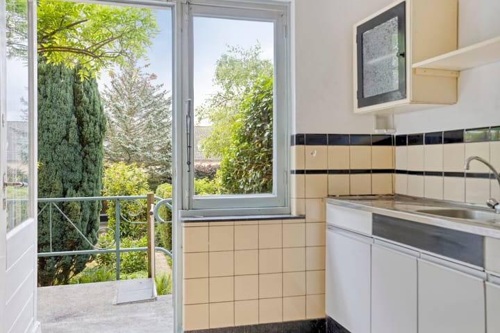 Foto 9 van Athoslaan 53