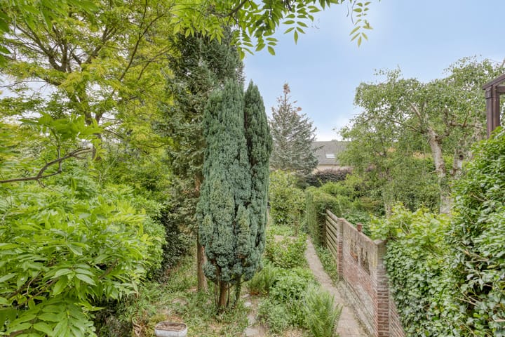 Foto 25 van Athoslaan 53